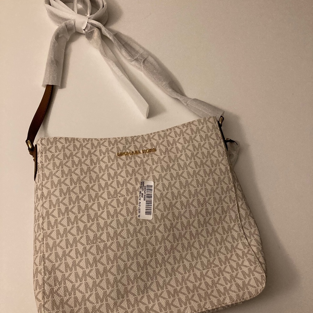 BNWT MICHAEL KORS Jet Set Travel Large Logo Messenger Bag